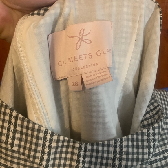 Checkered Sleeveless Dress - Picture 2 of 3